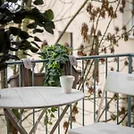 Zentral Fuer 6 Naehe Messe & Hbf Mit Balkon Und Wlan