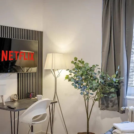 Apartmán Zentral Fuer 6 Naehe Messe & Hbf Mit Balkon Und Wlan *