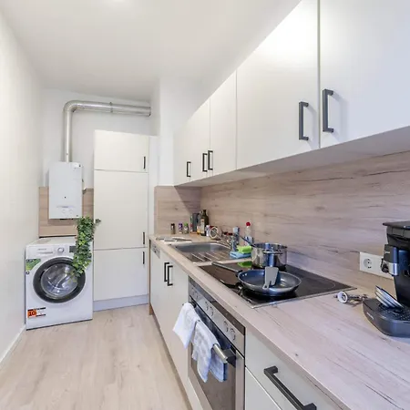 Zentral Fuer 6 Naehe Messe & Hbf Mit Balkon Und Wlan Essen