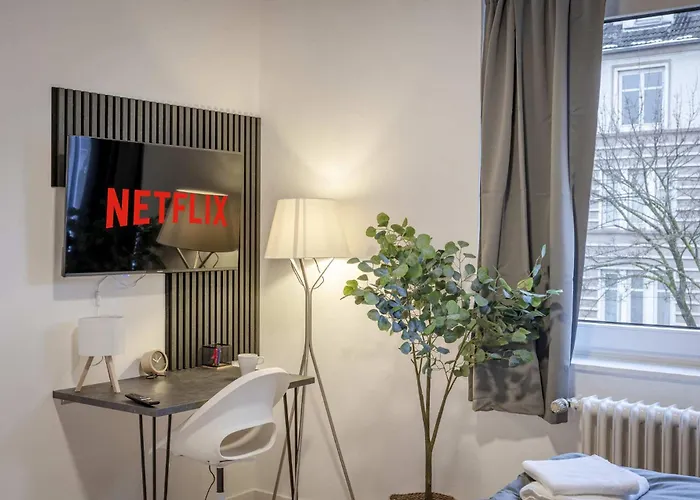 Lejlighed Zentral Fuer 6 Naehe Messe & Hbf Mit Balkon Und Wlan *